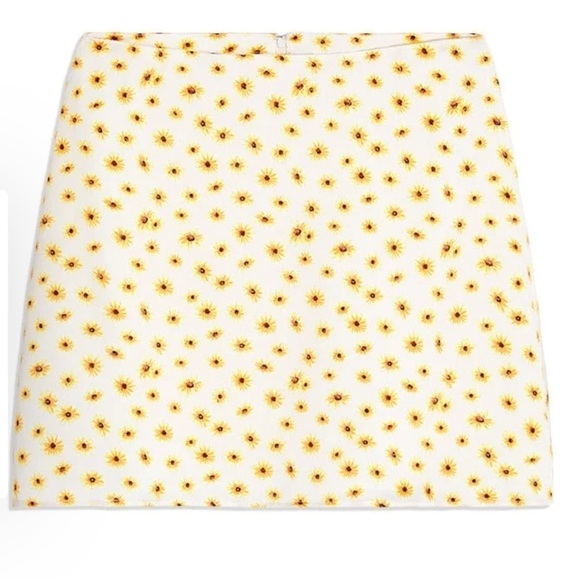 WeWoreWhat Mini Slip Skirt Ditsy Daisies Ivory - Picture 1 of 6